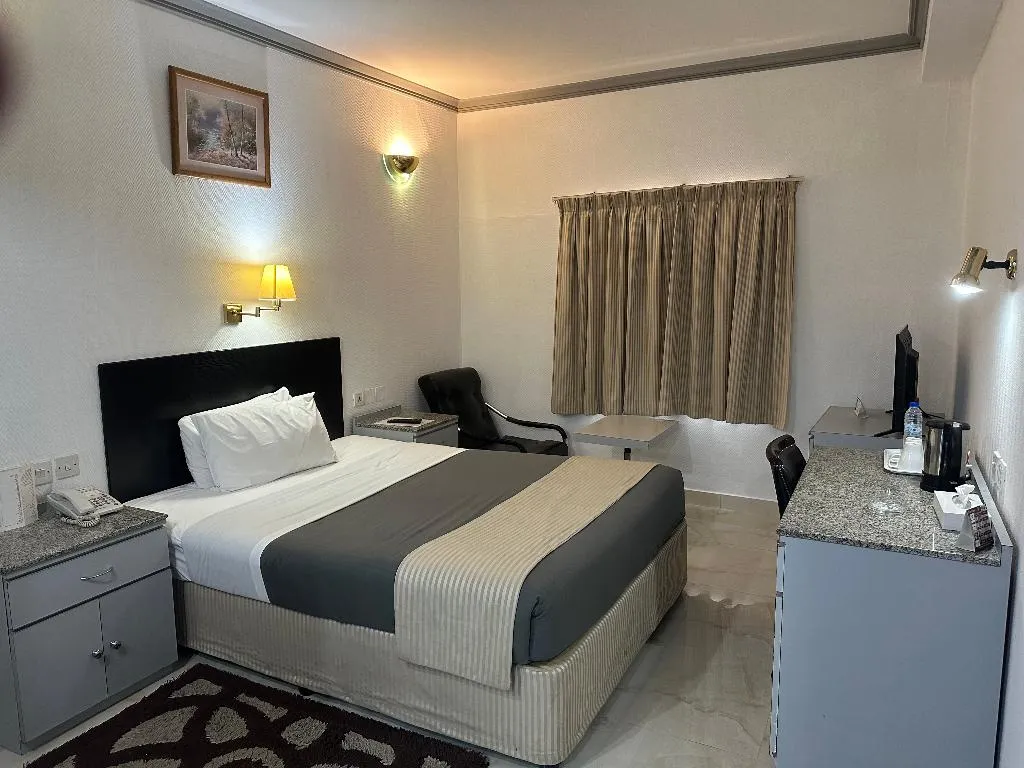 Room, Grand Astoria Hotel, Dubai