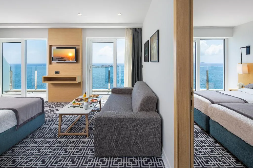 FAMILY ROOM PREMIUM Room, Royal Neptun hotel, Dubrovnik