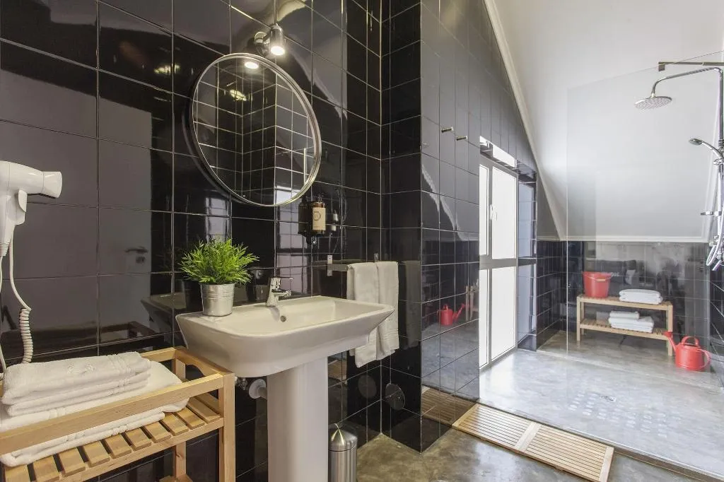 Room, Emporium Lisbon Suites, Lisbon