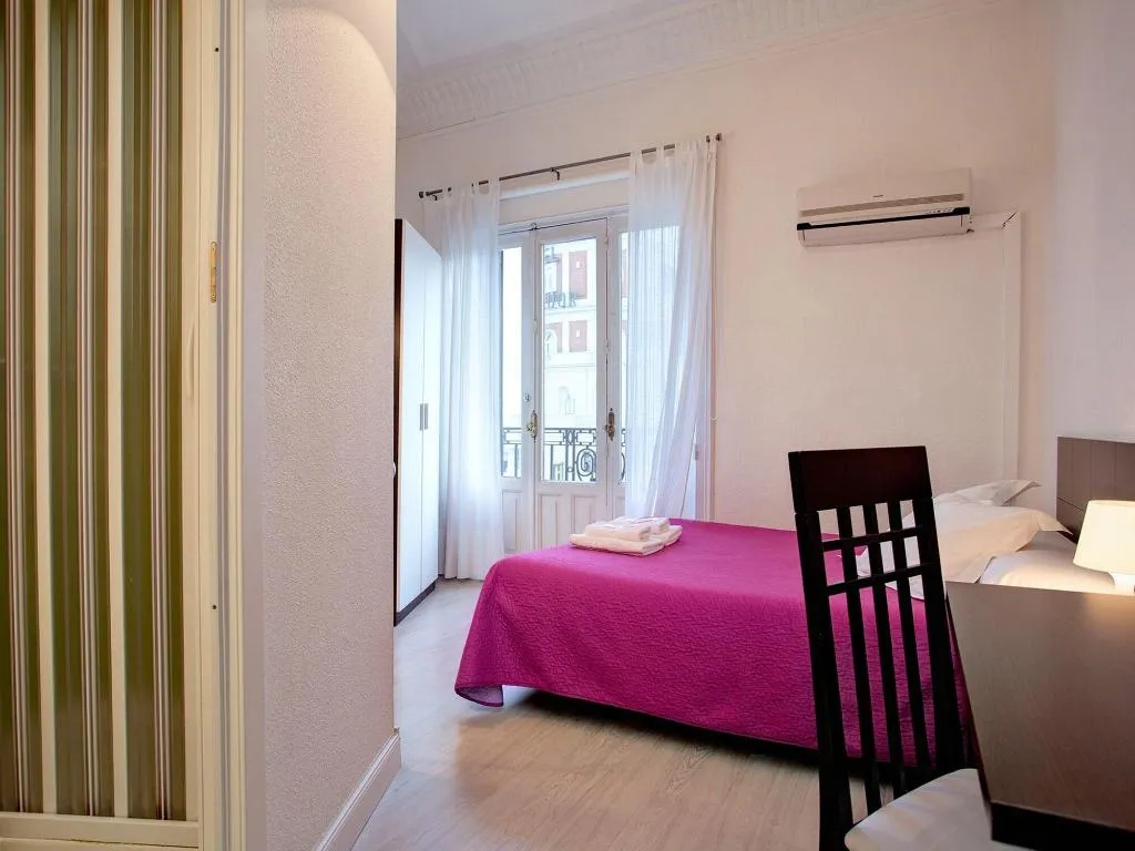 DOUBLE STANDARD Room, Hostal Besaya, Madrid