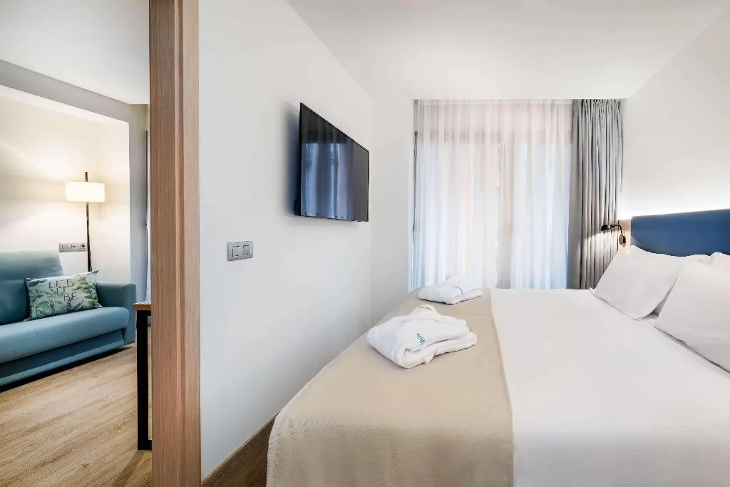JUNIOR SUITE STANDARD Room, Occidental Alicante, Costa Blanca