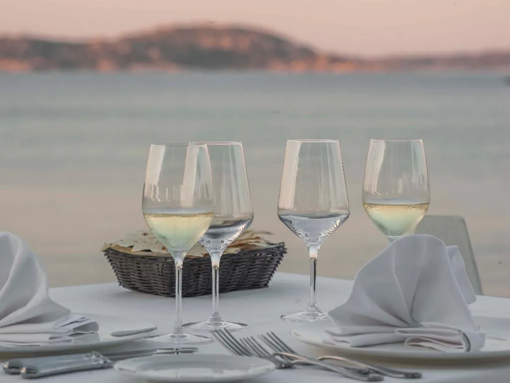 Restaurant, Coluccia Hotel & Beach Club, Olbia