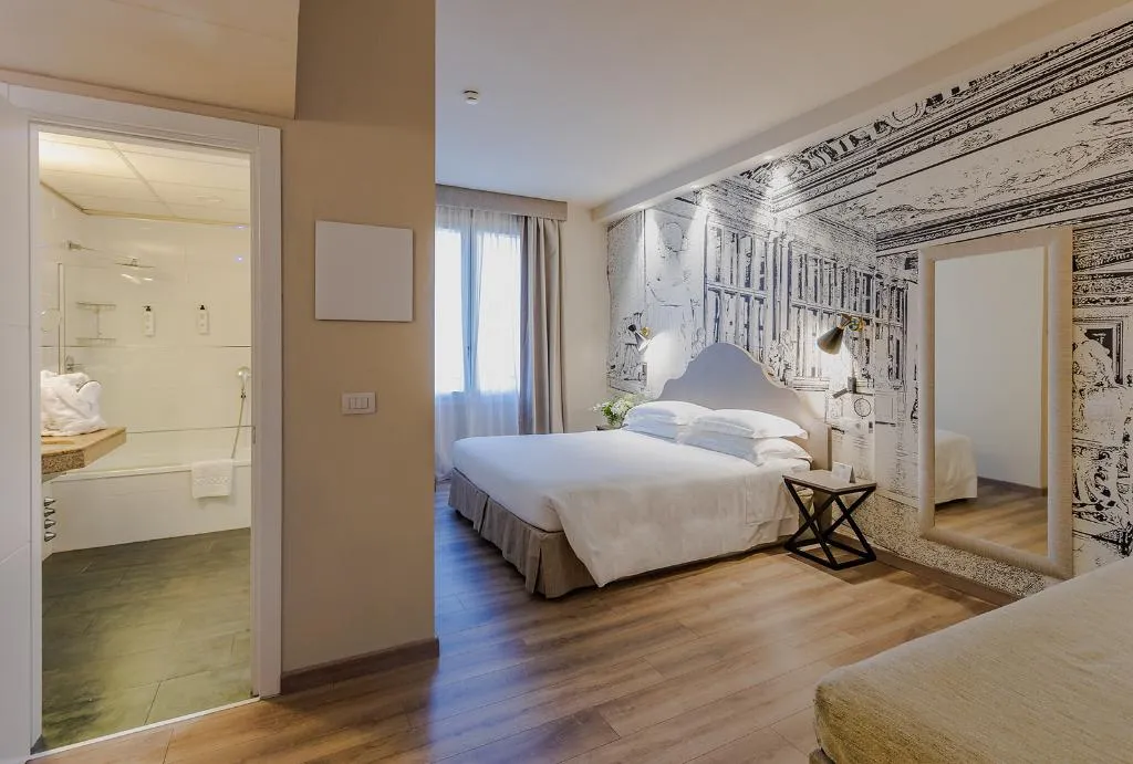 TRIPLE EXECUTIVE Room, Grand hotel Mediterraneo, Florence