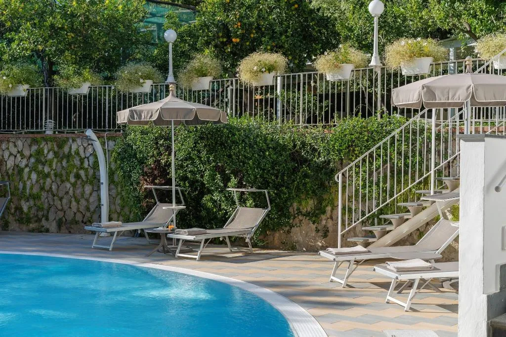 Pool, Capri Hotel, Naples