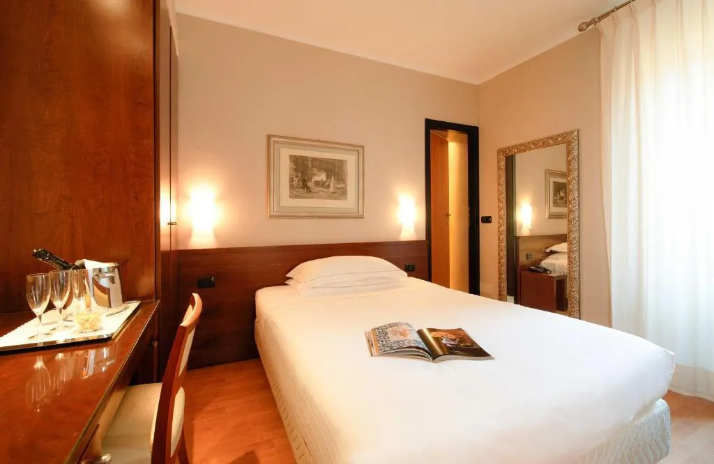 Room ECONOMY Room, Fenice Hotel Milan, Milan