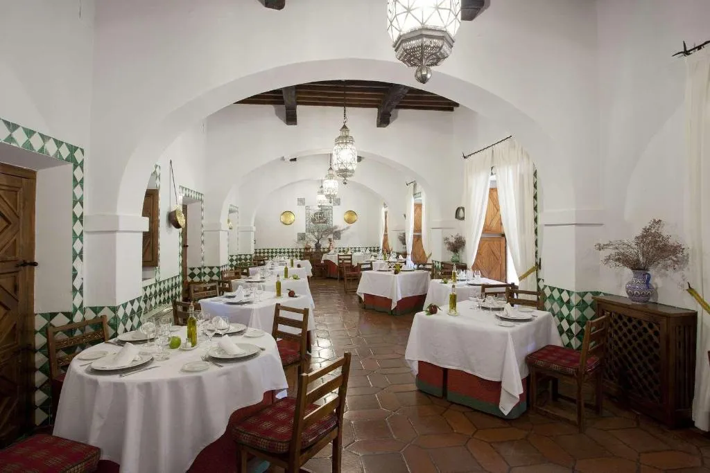 Restaurant, Parador de Guadalupe, Madrid