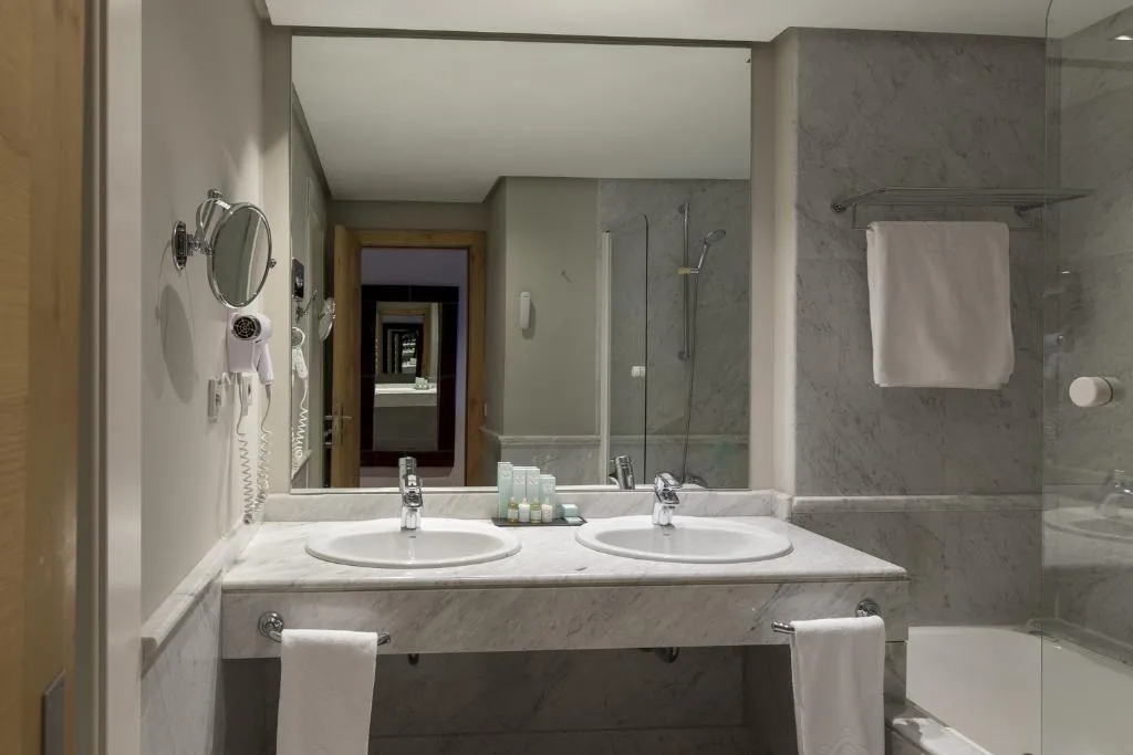 DOUBLE SUPERIOR Room, Parador de Toledo, Madrid