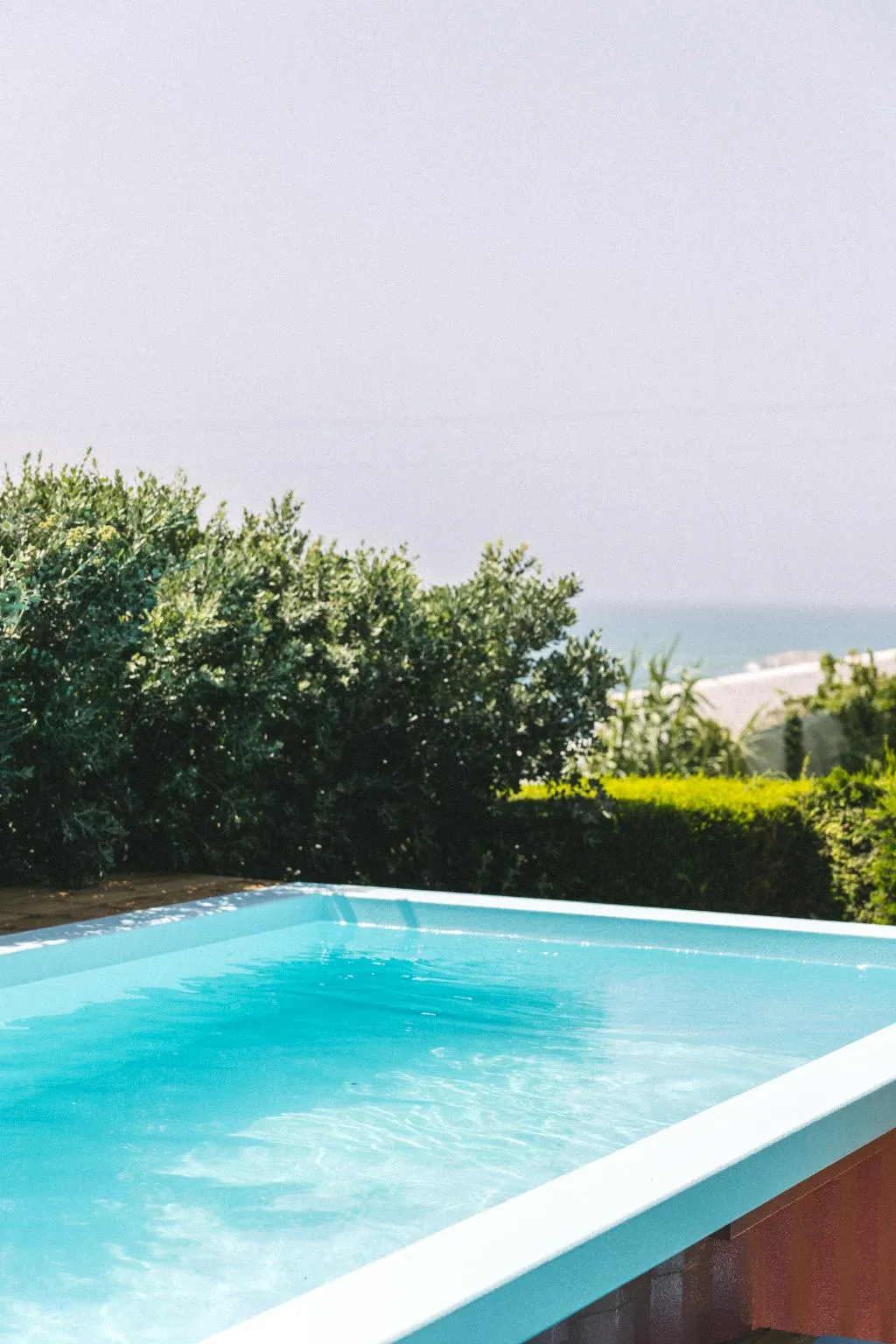 Pool, You and the sea, Lisbon