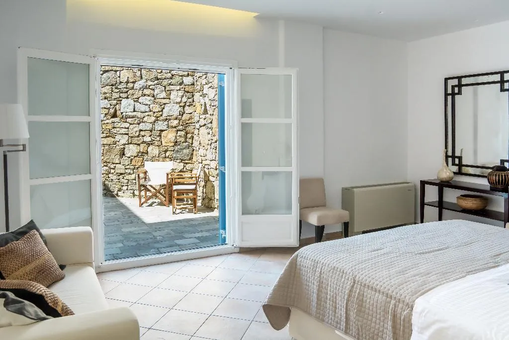 FAMILY ROOM STANDARD Room, Capo Di Mykonos Resort, Mykonos