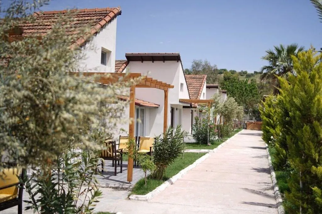 General view, Club Sideris, Izmir