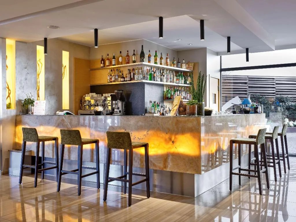 Bar, Winter Garden Hotel Bergamo Aeroporto, Milan