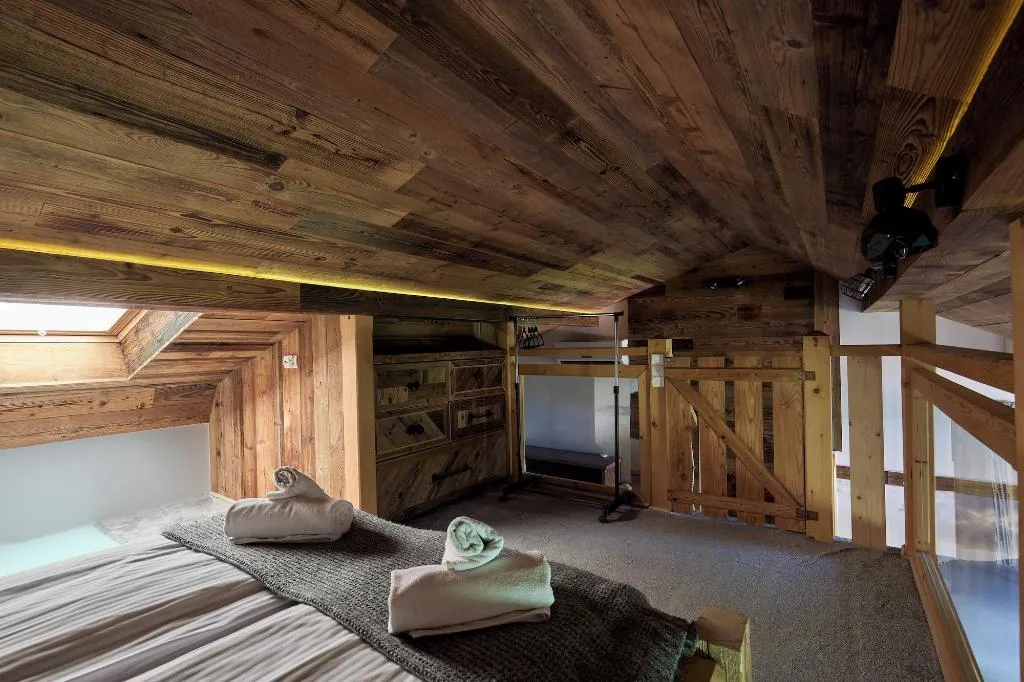 Room, ApartHotel Giewont, Krakow
