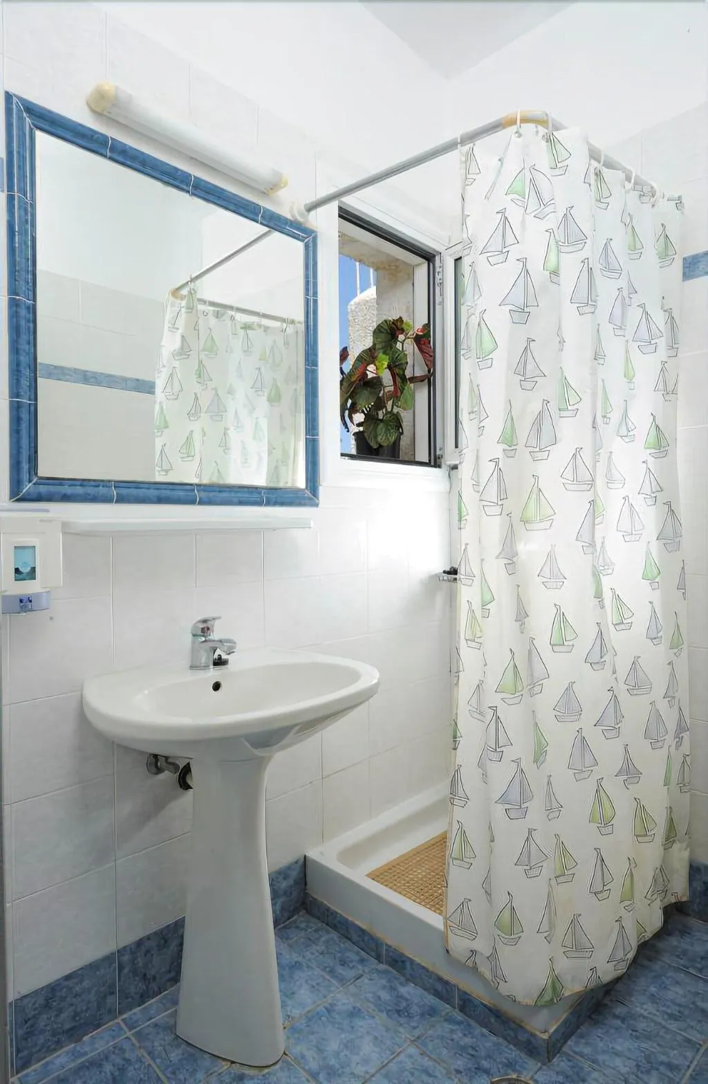 Room, Sergiani Apartments, Crete