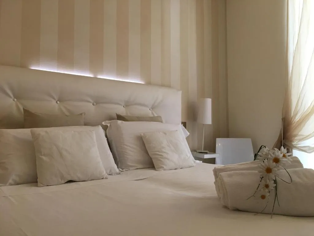 Double or Twin SUPERIOR Room, Hotel Posta, Palermo