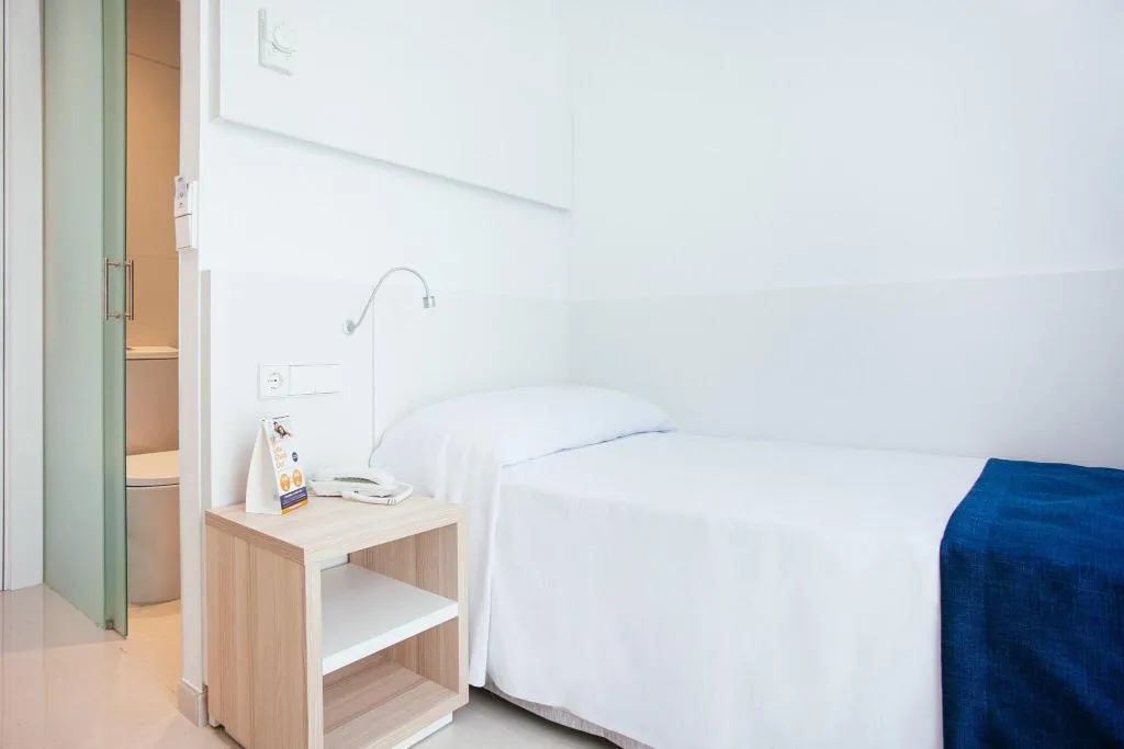 Room, Globales Acis & Galatea Hotel, Madrid