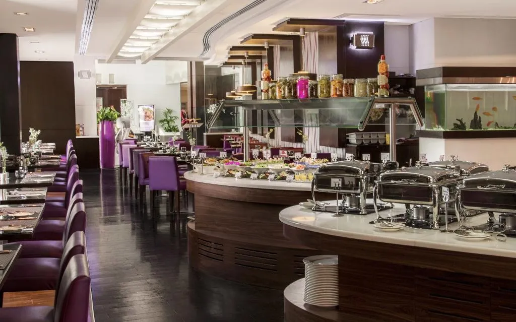 Restaurant, TIME Oak Hotel & Suites, Dubai