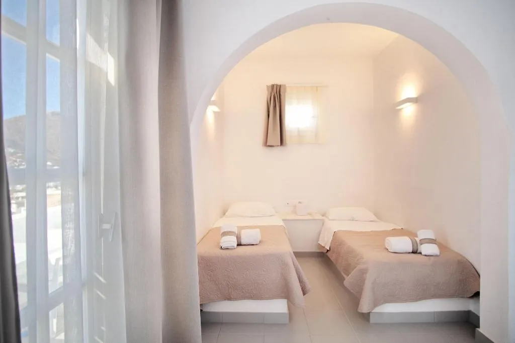 Room, Kritikakis Village Apartments, Santorini