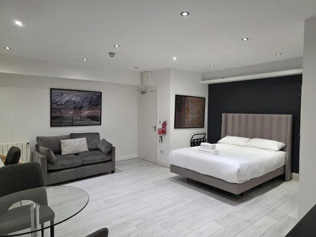 STUDIO STANDARD Room, Dublin Central Suites, Dublin