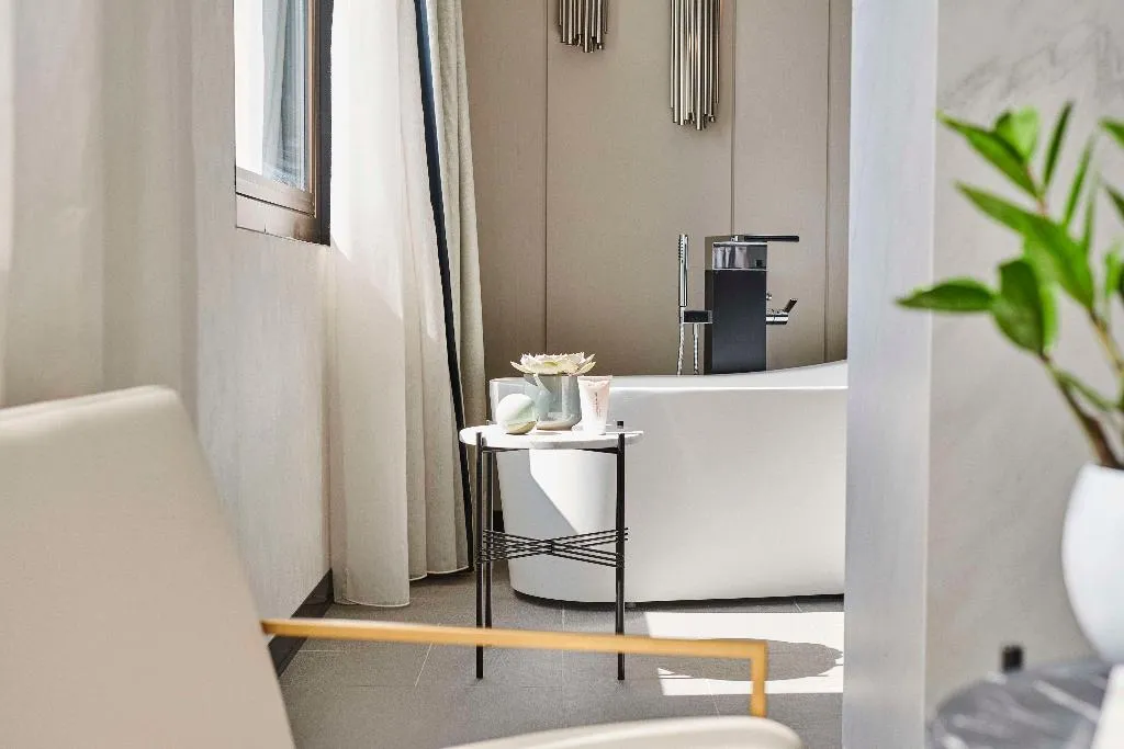 Room, Grand Hyatt Barcelona, Barcelona