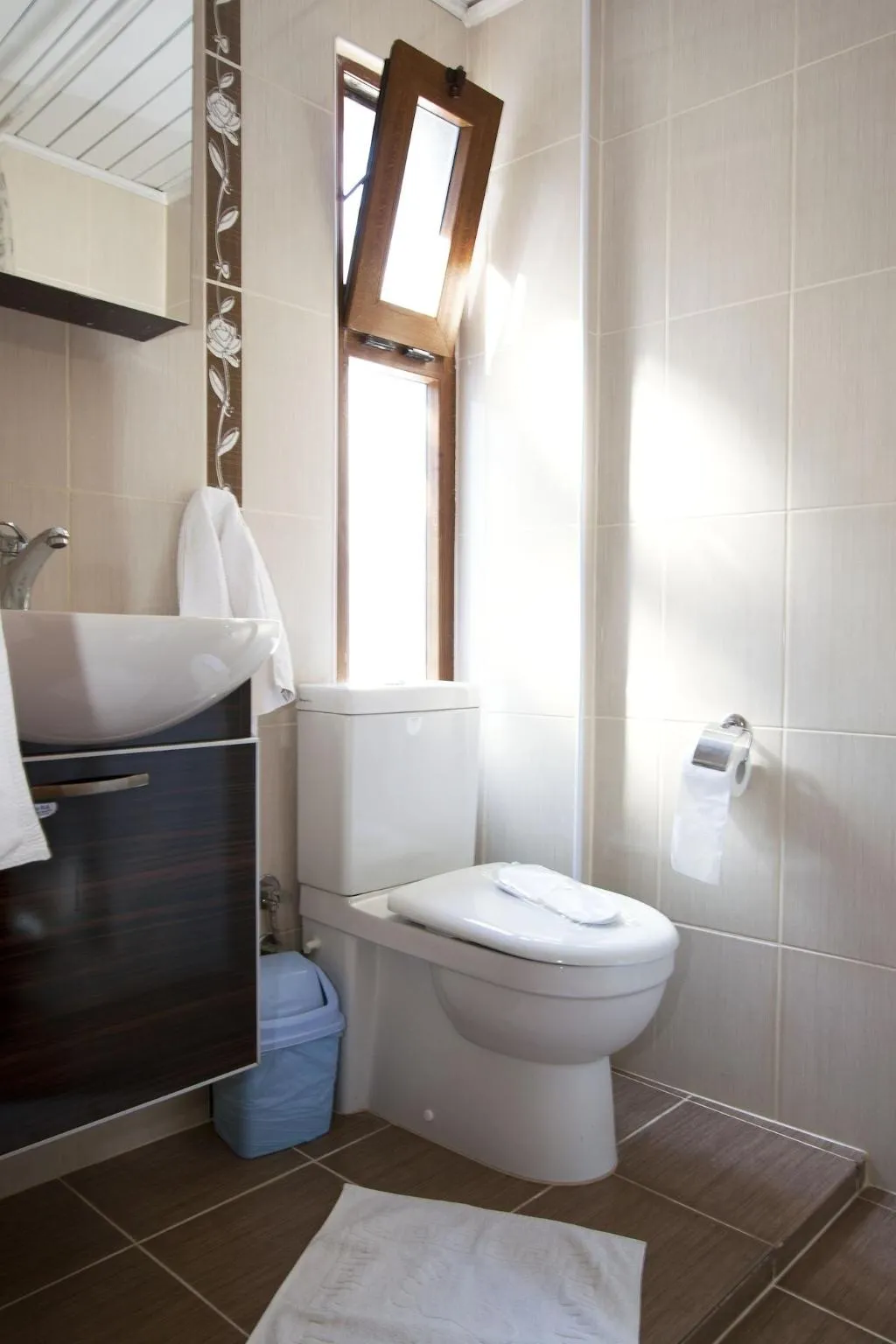 Room, Yalcin Hotel, Izmir