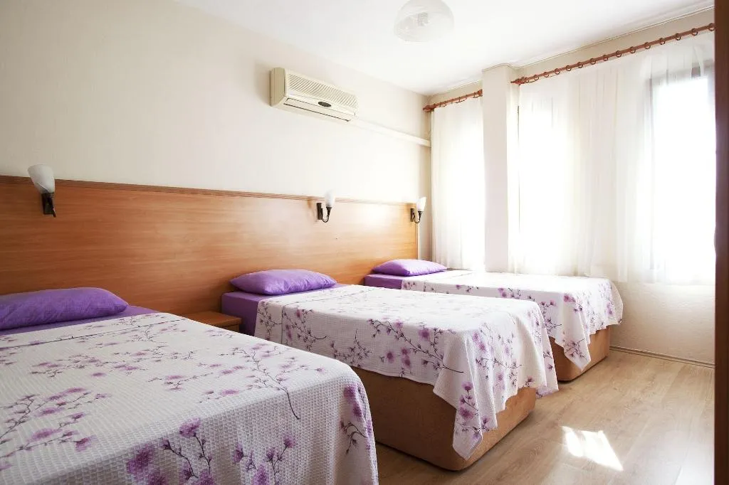 Room, Yalcin Hotel, Izmir