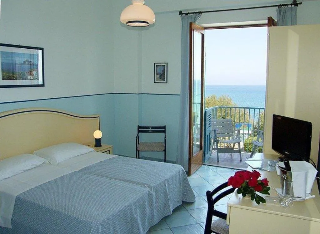 Room, Hotel Tourist, Palermo