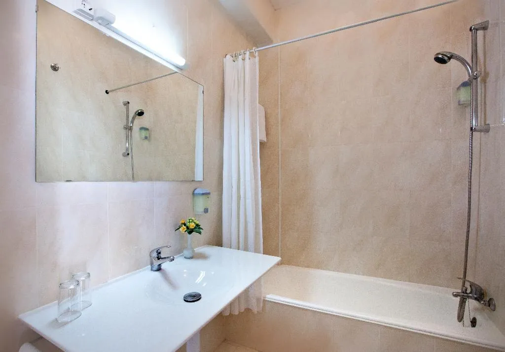 Room, Residencial Planalto, Porto