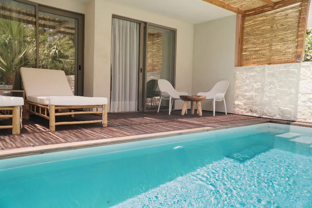 Double or Twin SUPERIOR WITH PRIVATE POOL Room, Tylissos Beach Hotel - Adults Only, Crete