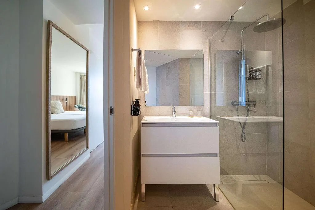 Double or Twin SEA VIEW Room, Innside by Melia Calvia Beach, Majorca