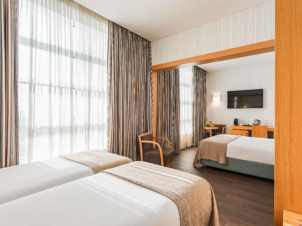 Room, Mercure Lisboa Almada Hotel, Lisbon