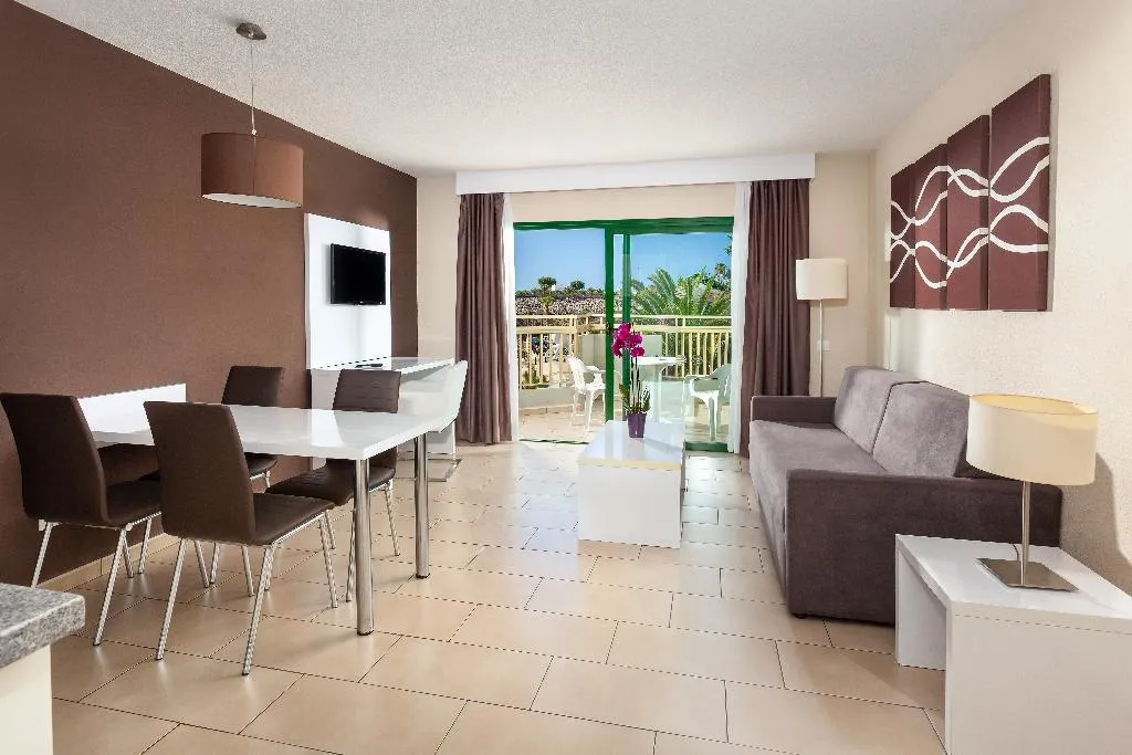 APARTMENT CAPACITY 1 Room, Playaolid Suites and Apartments, Tenerife