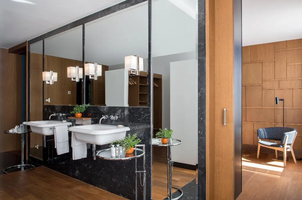 SUITE WITH TERRACE Room, Alma Barcelona, Barcelona
