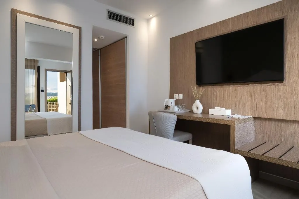 DOUBLE SUPERIOR Room, Kassandra Bay Resort, Suites & SPA, Skiathos