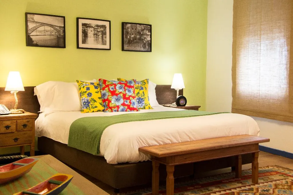 Double or Twin DELUXE CITY VIEW Room, Miragaia House, Porto