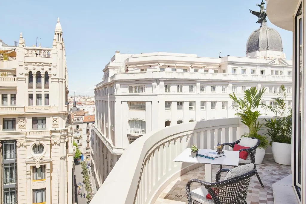SUITE WITH TERRACE Room, Hyatt Centric Gran Via Madrid, Madrid