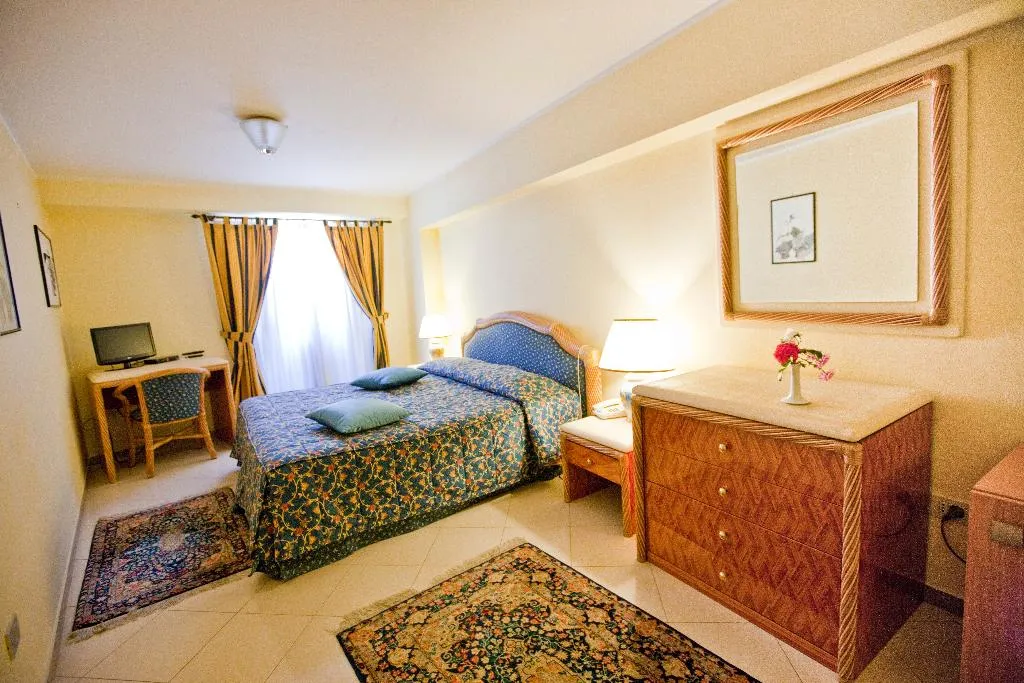 SUITE STANDARD Room, Hotel Elimo, Palermo
