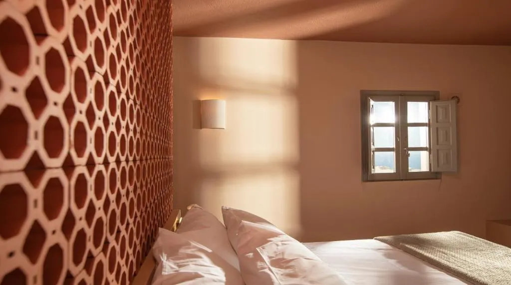 SUITE WITH JACUZZI WITH VIEWS Room, Terra Verde Oia By K&k, Santorini