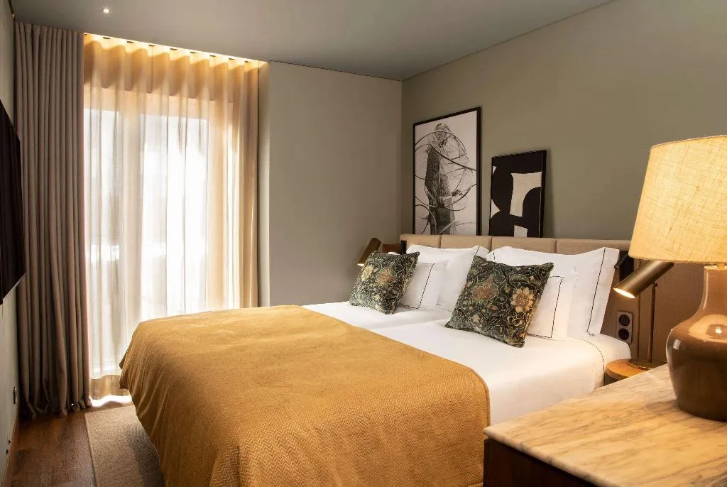 TWIN STANDARD Room, Fontinha Porto A Trademark Collection By Wyndham, Porto