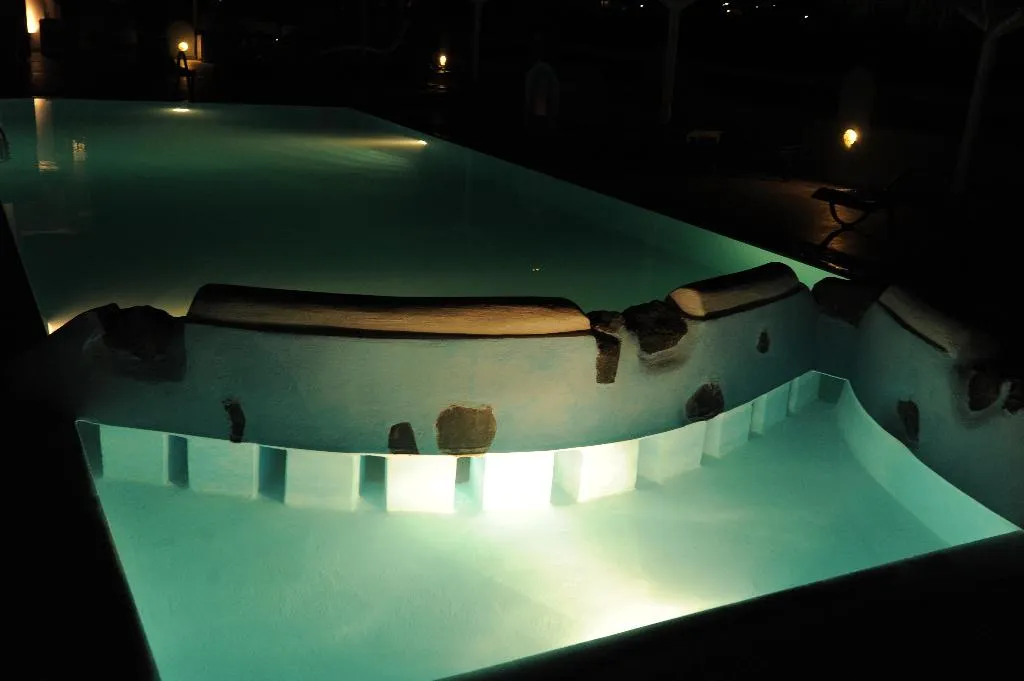 Pool, Perissa Bay, Santorini