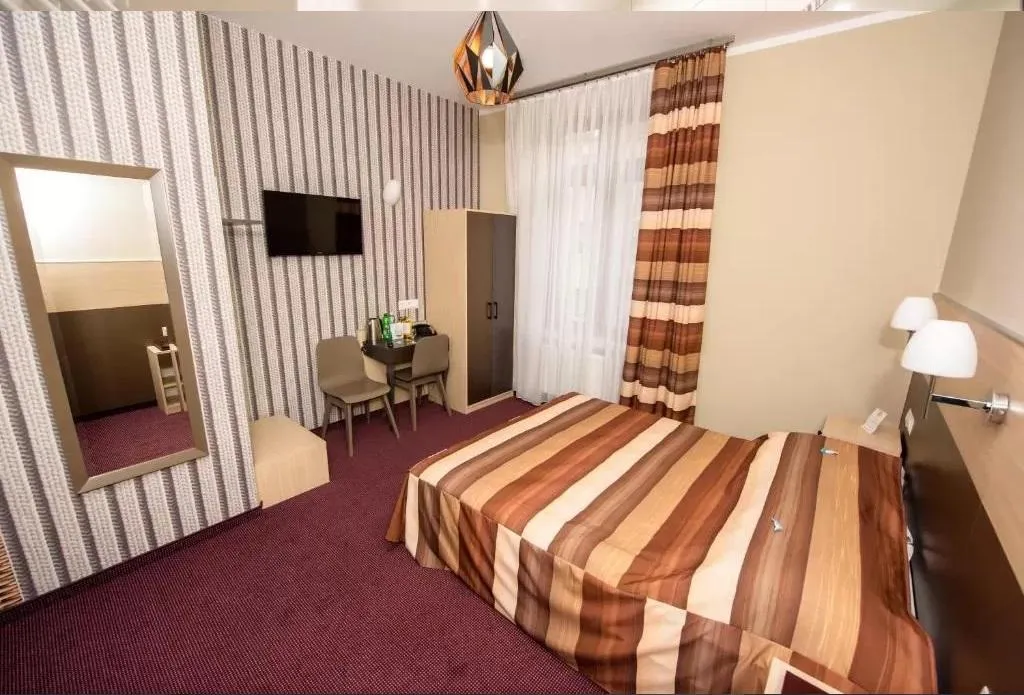DOUBLE STANDARD Room, Kazimierz II, Krakow