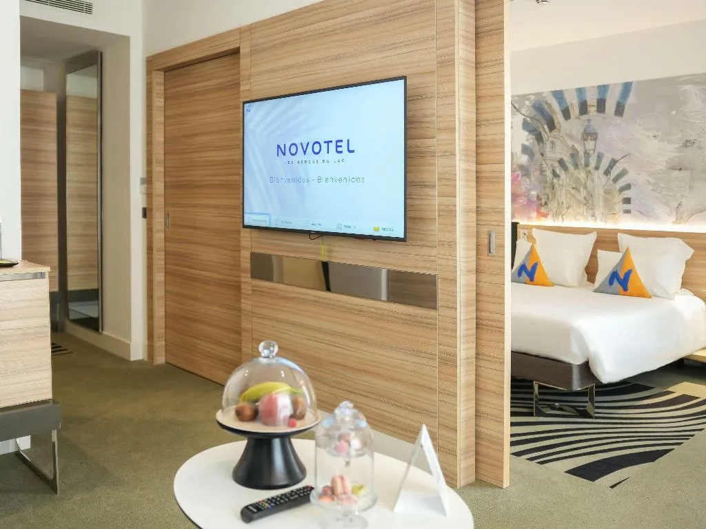 JUNIOR SUITE WITH DOUBLE BED Room, Novotel Tunis Lac, Tunisia