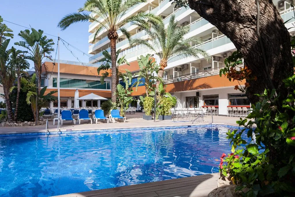 FAMILY ROOM STANDARD Room, Climia Benidorm Plaza 4*, Costa Blanca