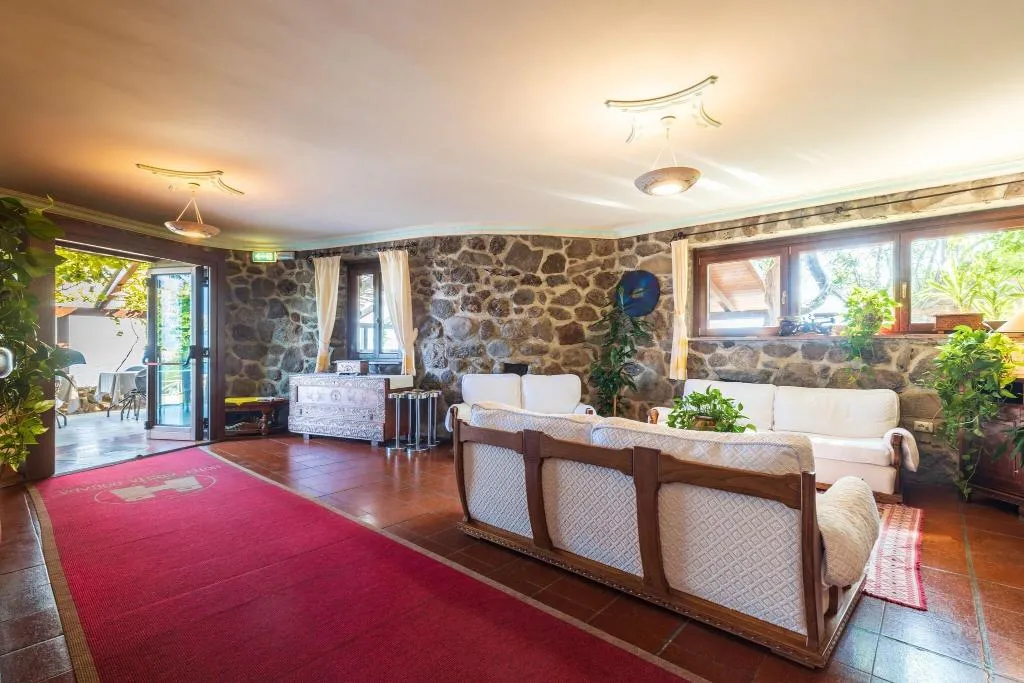 Lobby, Costa Dorada, Olbia