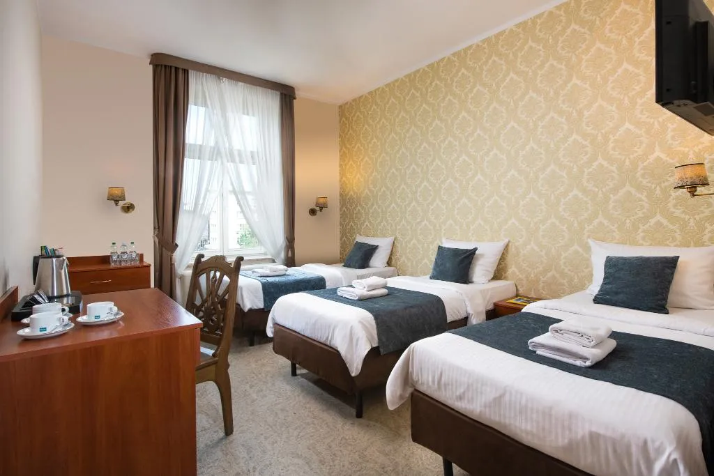 TRIPLE STANDARD Room, Globus Aparthotel, Krakow