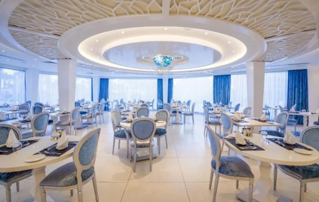 Restaurant, Adams Beach Hotel, Cyprus