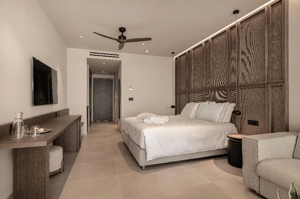 SUITE DELUXE WITH PRIVATE POOL Room, Mosay Kos All Suite Hotel, Kos
