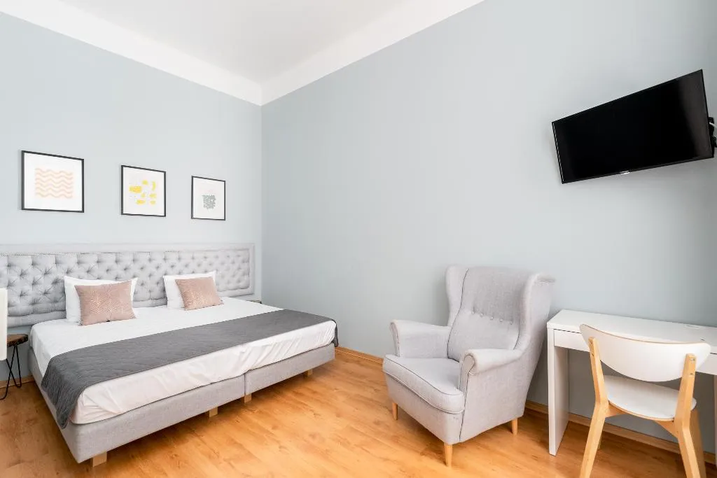 STUDIO TWO BEDROOMS Room, Erasmus Student Apartments - Krakow Old Town, Krakow