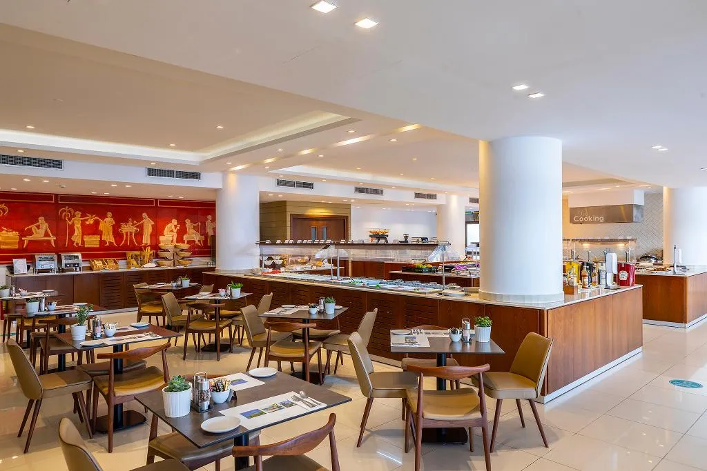 Restaurant, Crystal Springs Beach Hotel, Cyprus