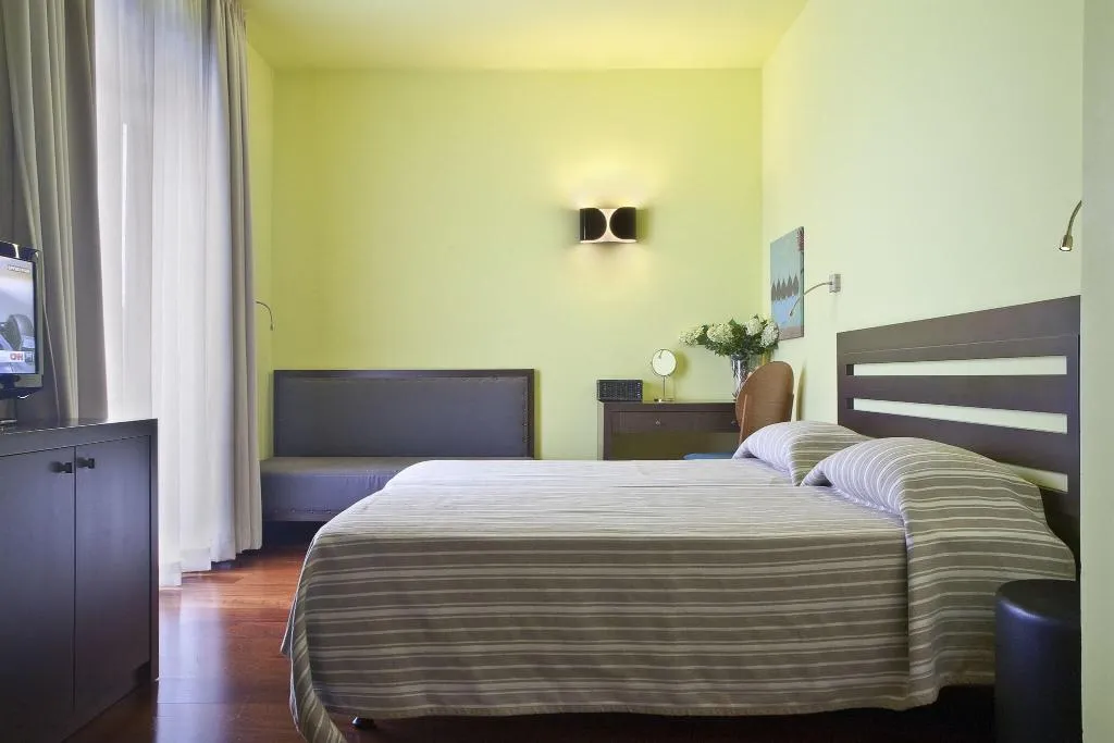 DOUBLE DELUXE Room, Athens Center Square, Athens