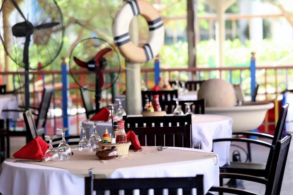 Terrace, MinaMark Beach Resort - Families & Couples Only, Red Sea Riviera